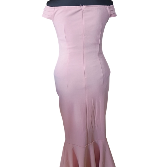 Chic Off-Shoulder High Low Dress in Soft Pink - Picture 4 of 4